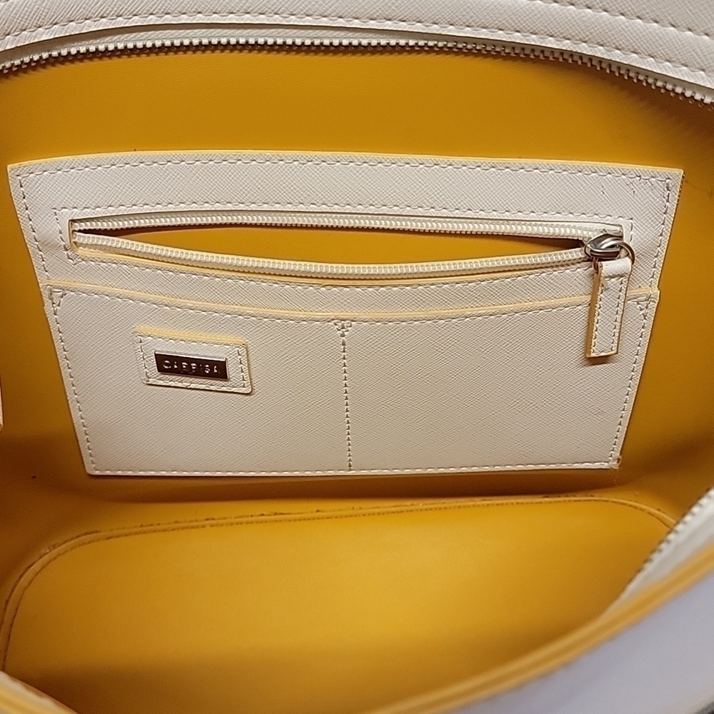 Carpisa PVC Bucket Purse - Picture 9 of 16